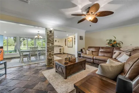 800 Hidden Oaks Lane Oak Hill FL 32759