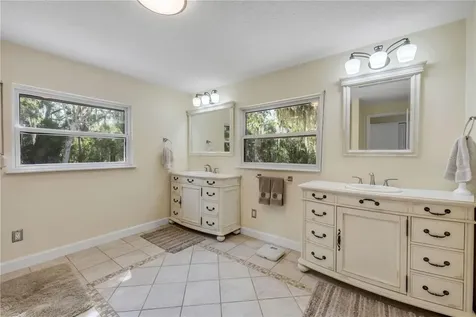 800 Hidden Oaks Lane Oak Hill FL 32759