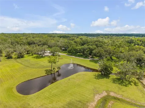 800 Hidden Oaks Lane Oak Hill FL 32759