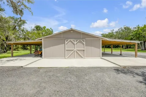 800 Hidden Oaks Lane Oak Hill FL 32759
