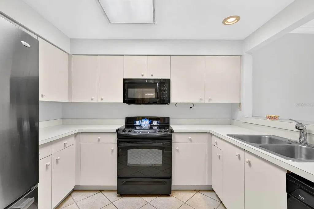 3731 Sarasota Square Boulevard Sarasota FL 34238