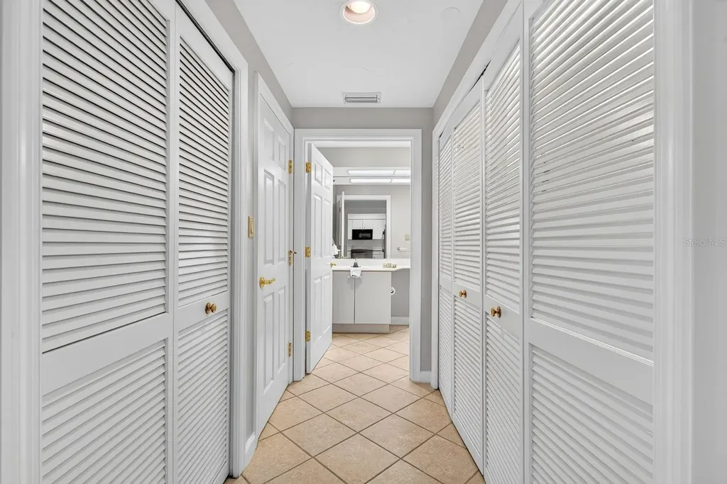 3731 Sarasota Square Boulevard Sarasota FL 34238