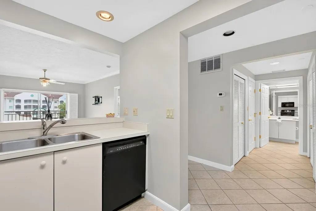3731 Sarasota Square Boulevard Sarasota FL 34238