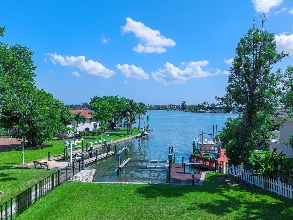396 Bayshore Drive Venice FL 34285
