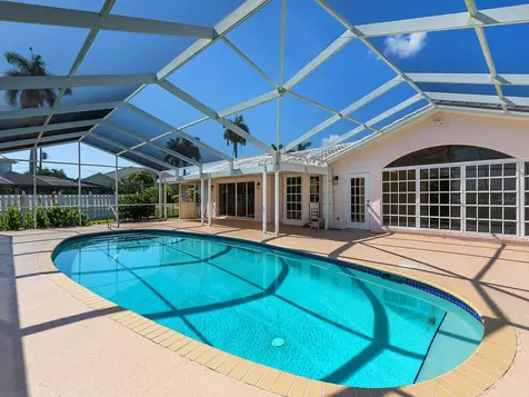 396 Bayshore Drive Venice FL 34285