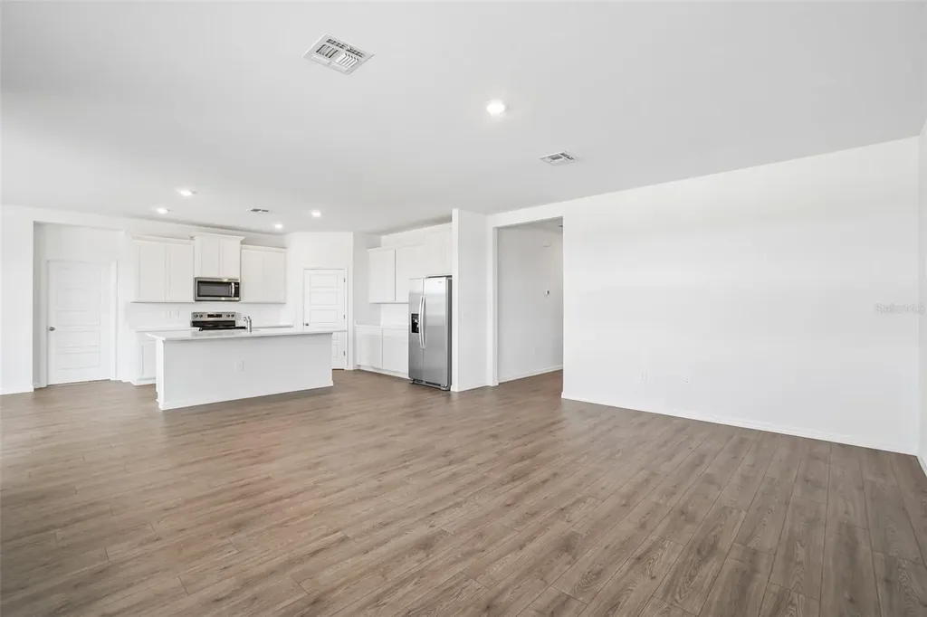 4672 Barberry Avenue Lakeland FL 33811