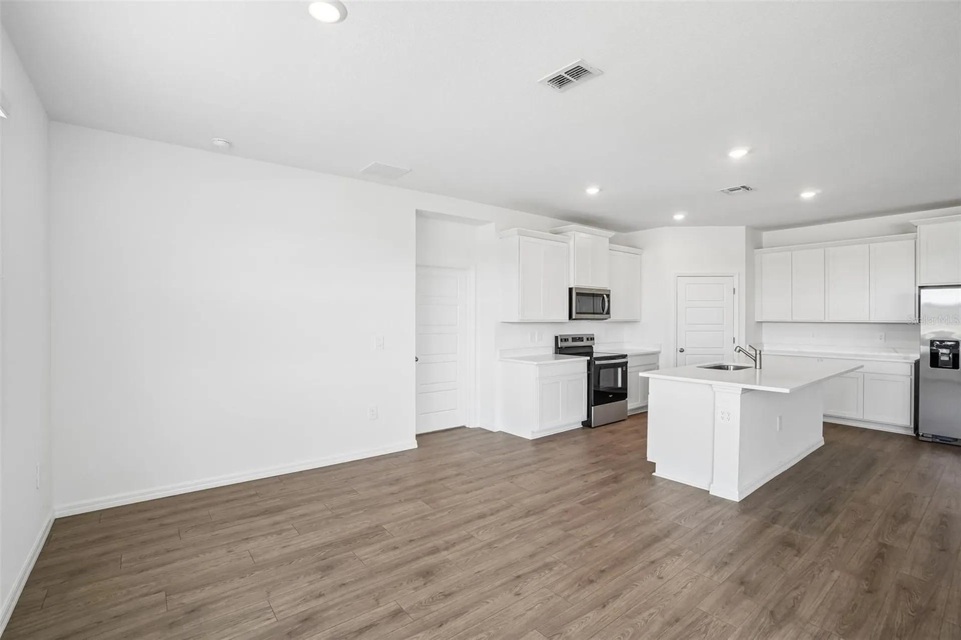 4672 Barberry Avenue Lakeland FL 33811