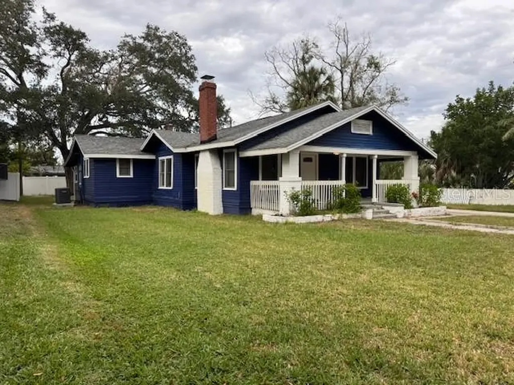 1815 2nd Avenue E Bradenton FL 34208