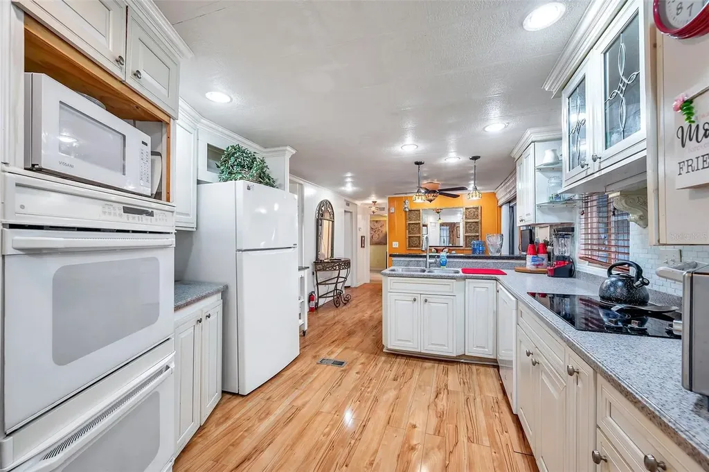 6524 Roosevelt Drive Port Richey FL 34668