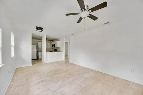 5433 579 Highway Seffner FL 33584