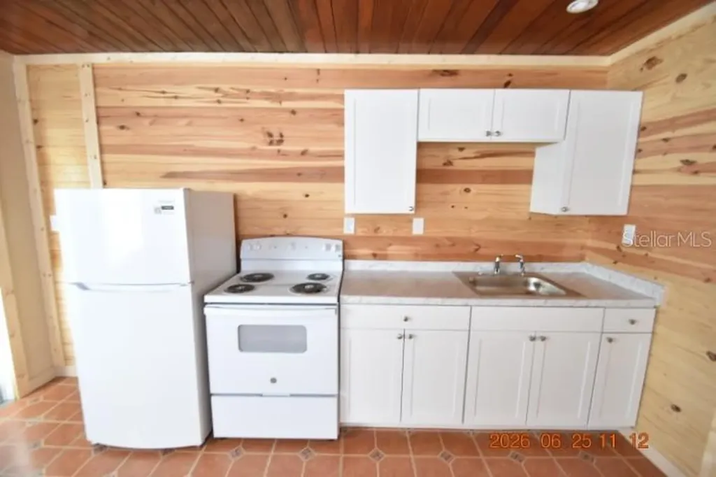 146 Coral Avenue St Petersburg FL 33708