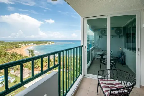1404 Cond Playa Azul Iii Luquillo PR 00773