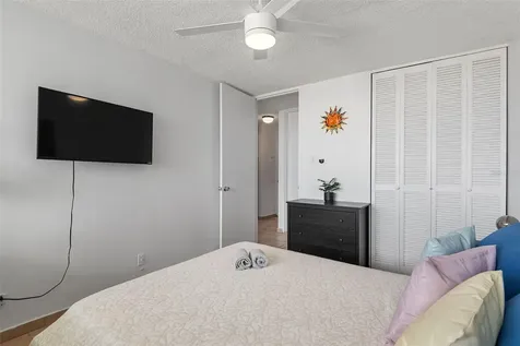 1404 Cond Playa Azul Iii Luquillo PR 00773