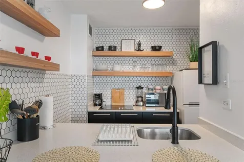 1404 Cond Playa Azul Iii Luquillo PR 00773
