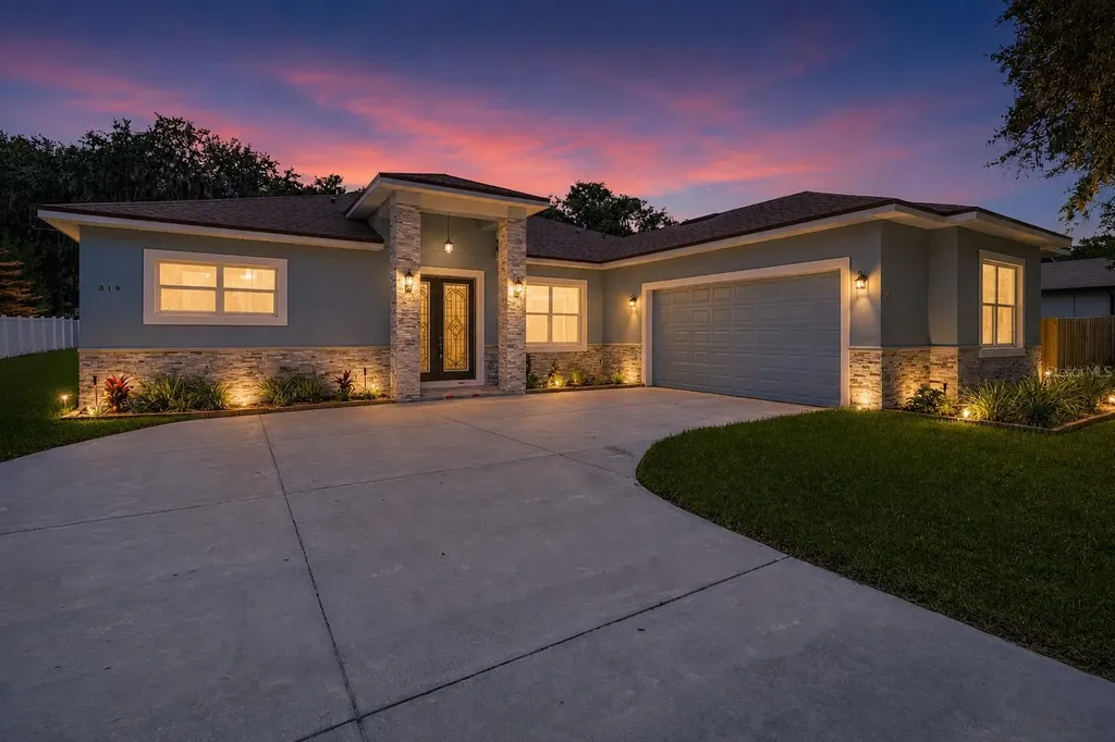 319 Water Shore Drive Leesburg FL 34748