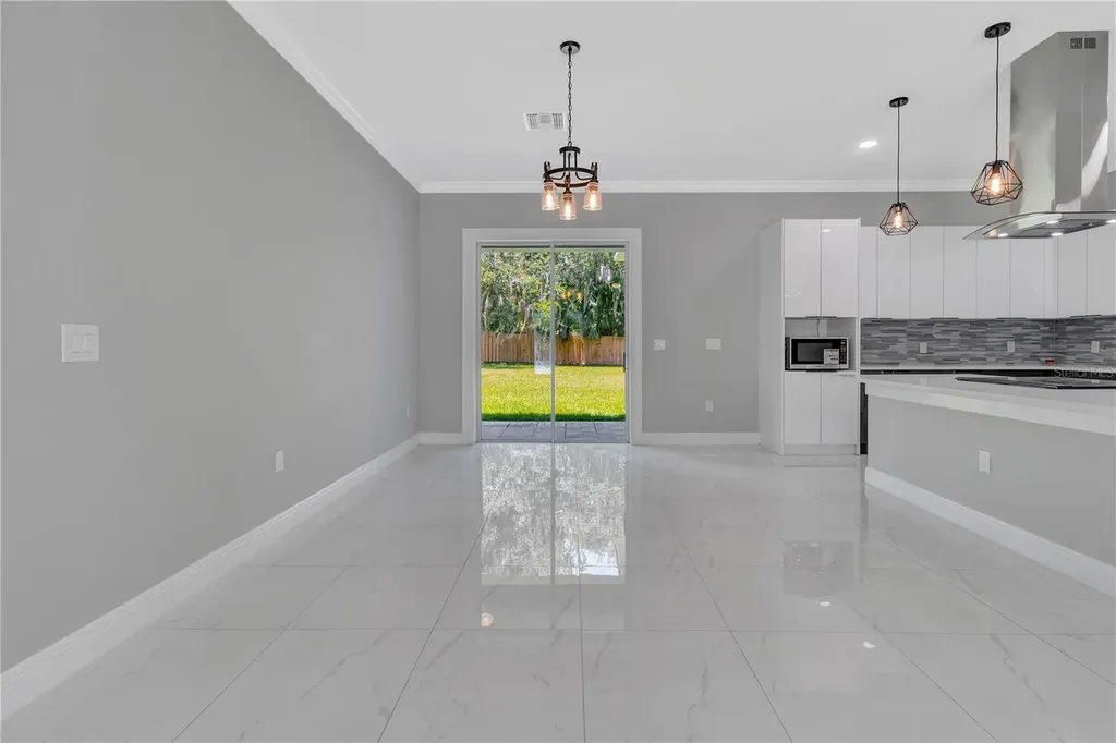 319 Water Shore Drive Leesburg FL 34748