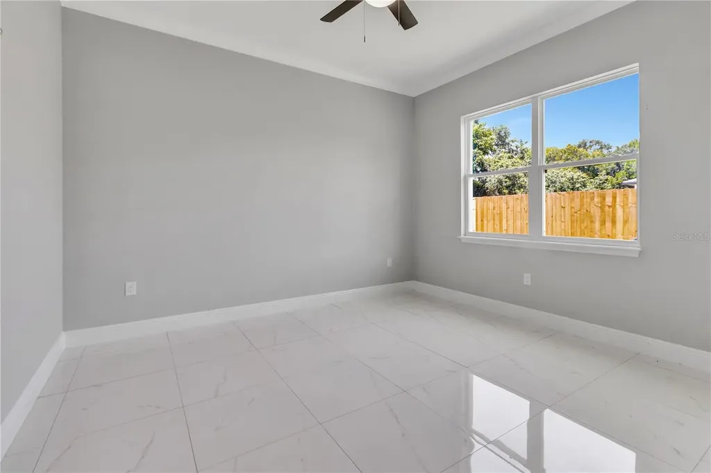 319 Water Shore Drive Leesburg FL 34748
