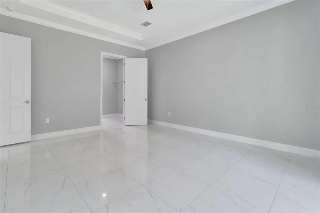 319 Water Shore Drive Leesburg FL 34748