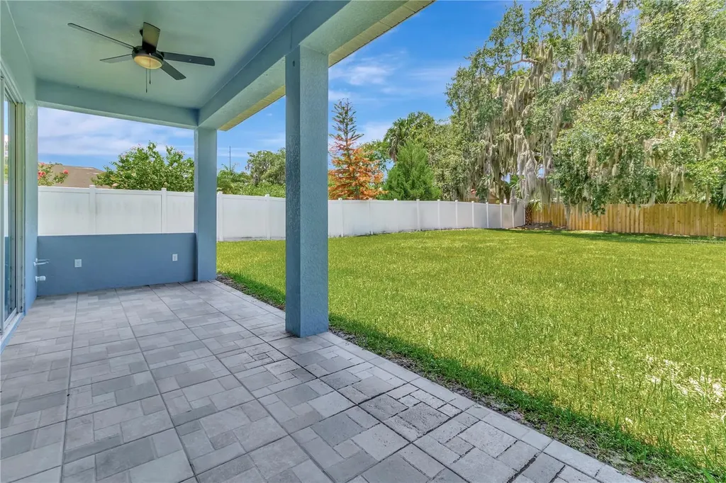 319 Water Shore Drive Leesburg FL 34748