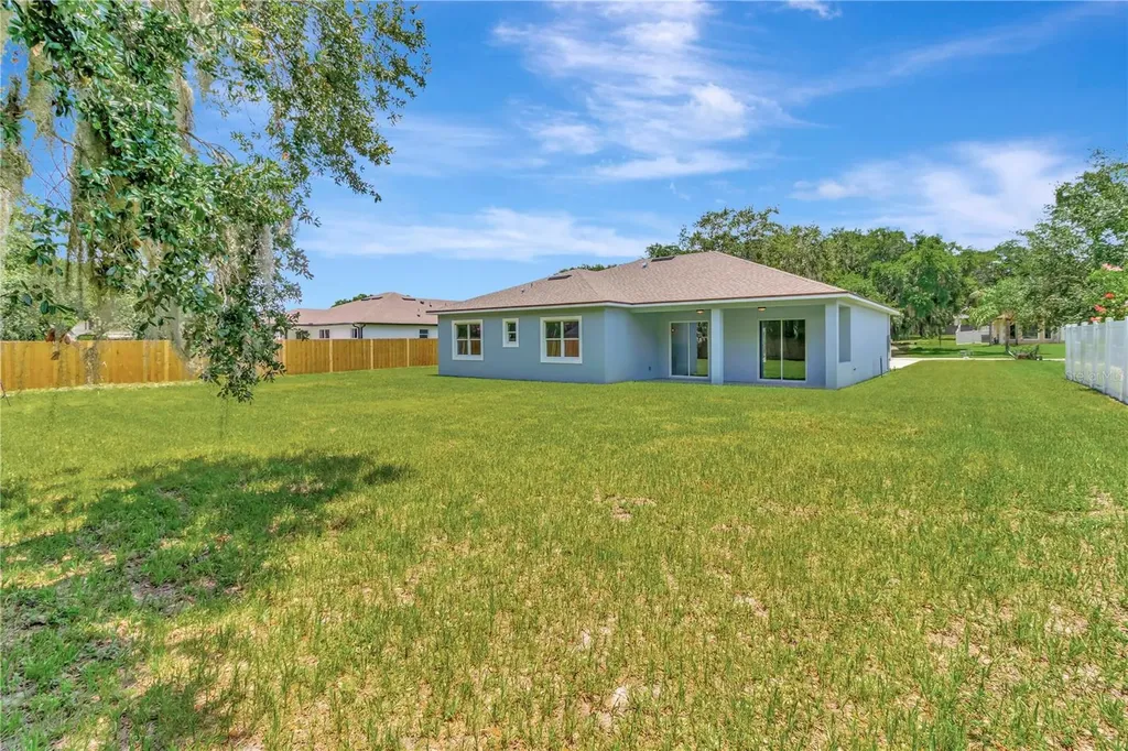 319 Water Shore Drive Leesburg FL 34748