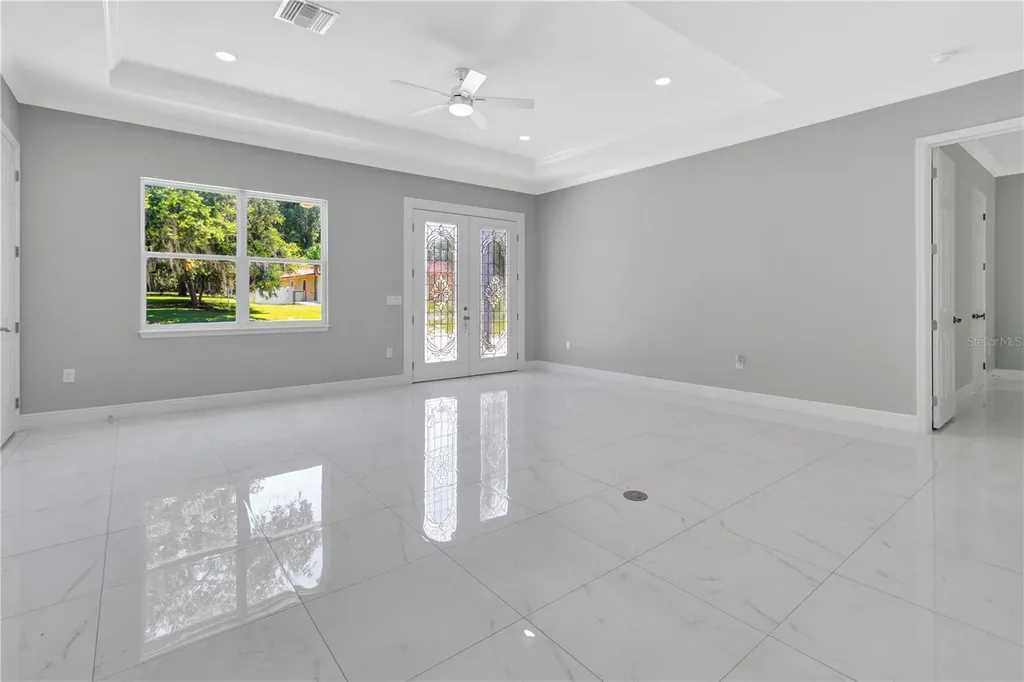 319 Water Shore Drive Leesburg FL 34748