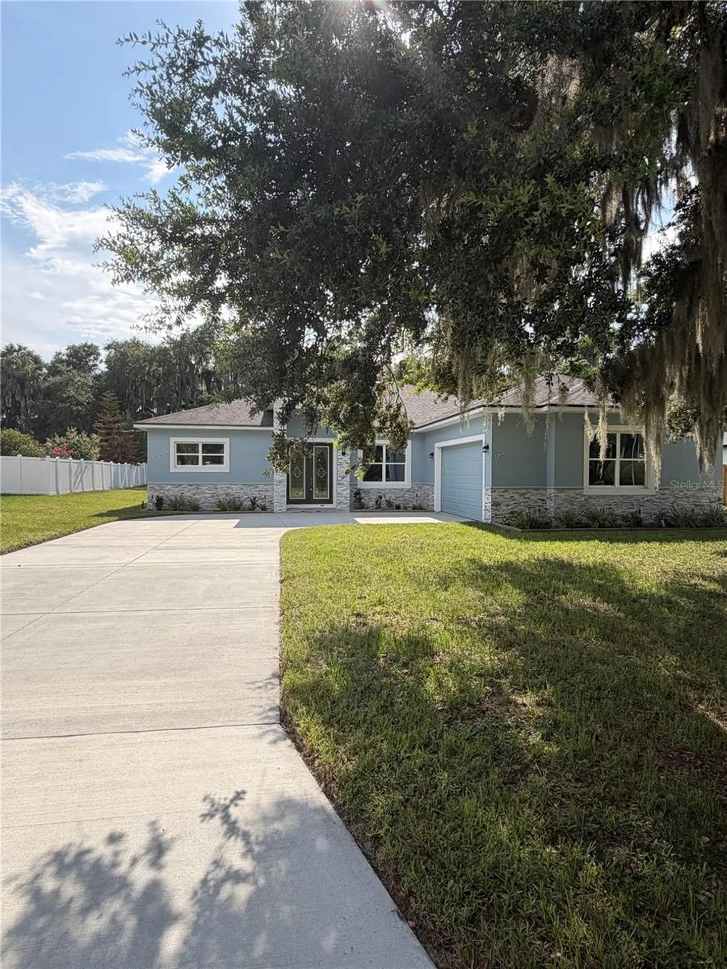 319 Water Shore Drive Leesburg FL 34748