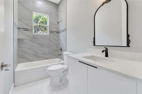 319 Water Shore Drive Leesburg FL 34748