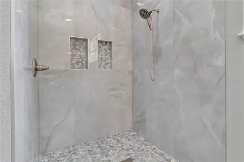 319 Water Shore Drive Leesburg FL 34748