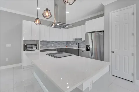 319 Water Shore Drive Leesburg FL 34748