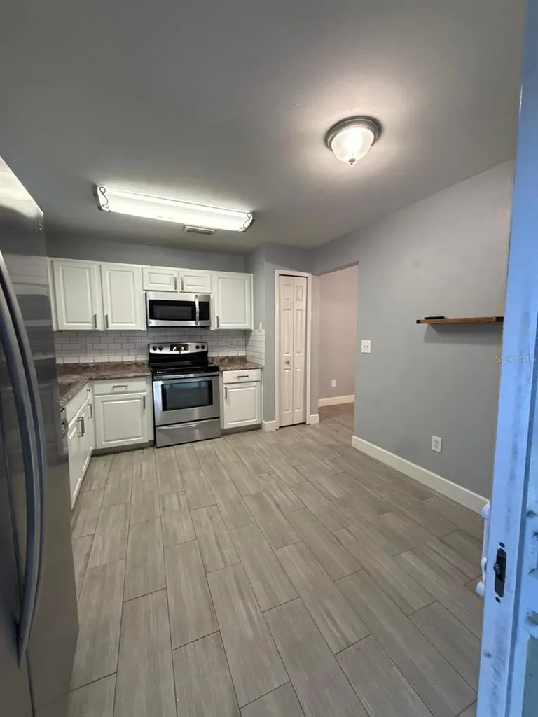 1215 Tuxford Drive Brandon FL 33511