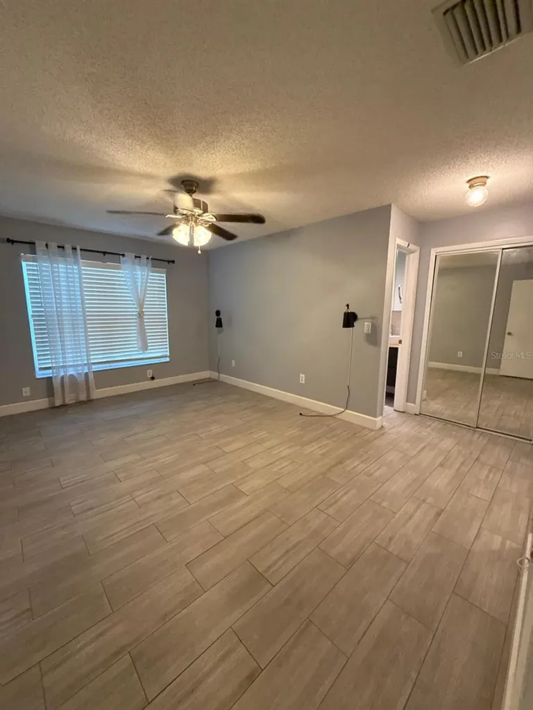 1215 Tuxford Drive Brandon FL 33511