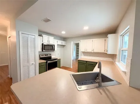 546 Penns Neck Drive Deland FL 32724