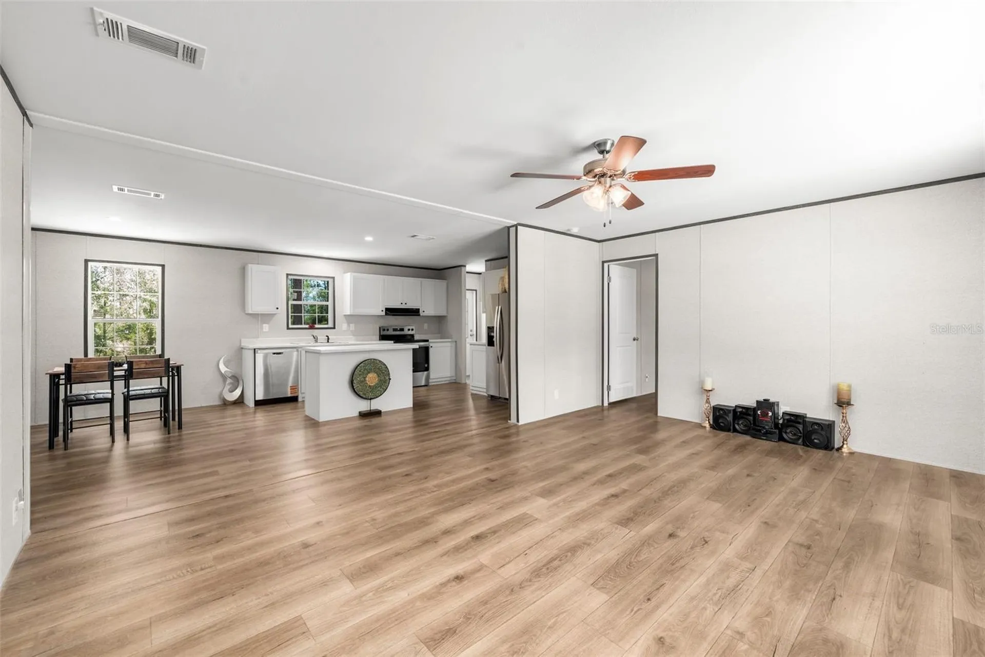 419 Lily Trail Interlachen FL 32148