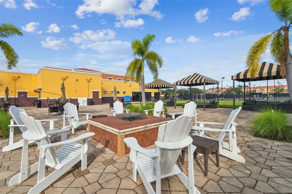 14623 Par Club Circle Tampa FL 33618