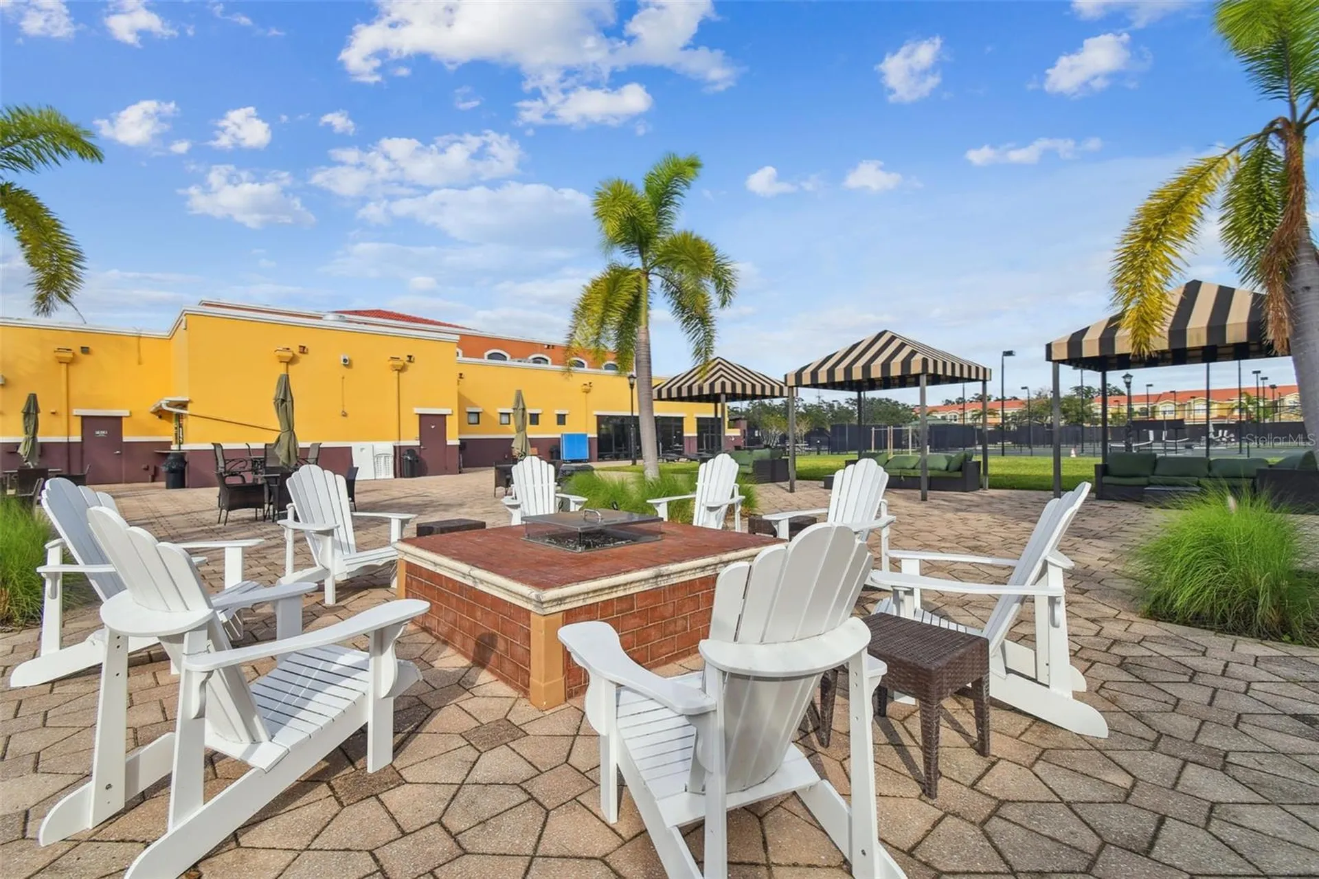 14623 Par Club Circle Tampa FL 33618