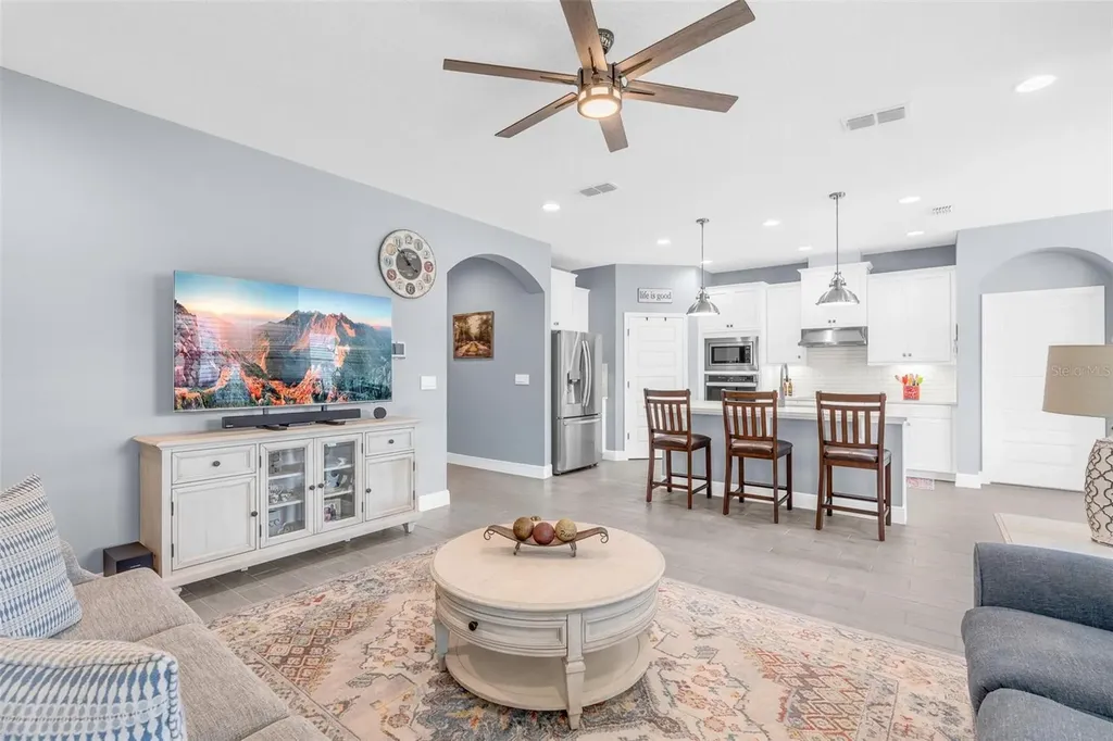 11043 Jackson Cove Winter Garden FL 34787