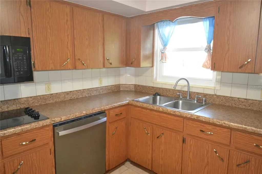 2471 Sumatran Way Clearwater FL 33763