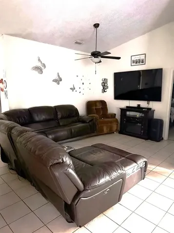 4817 Grove Point Drive Tampa FL 33624