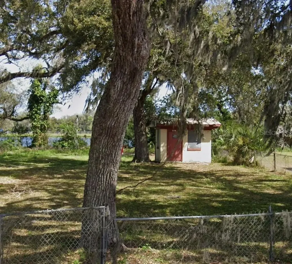 529 Fulton Street Daytona Beach FL 32114