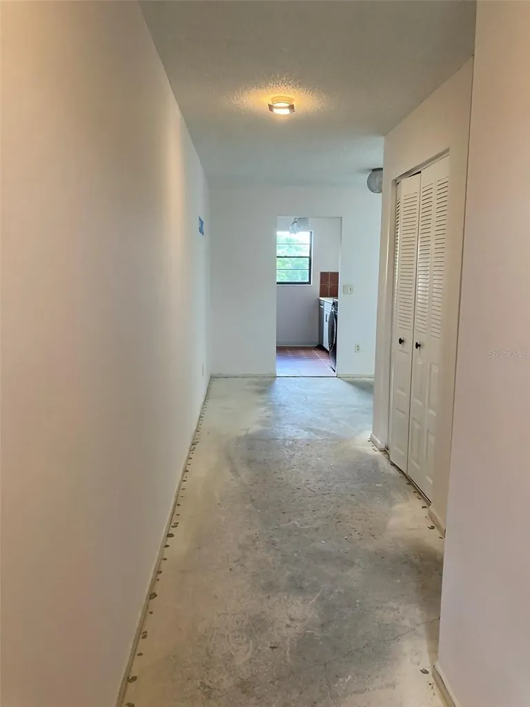 7975 58th Avenue N St Petersburg FL 33709
