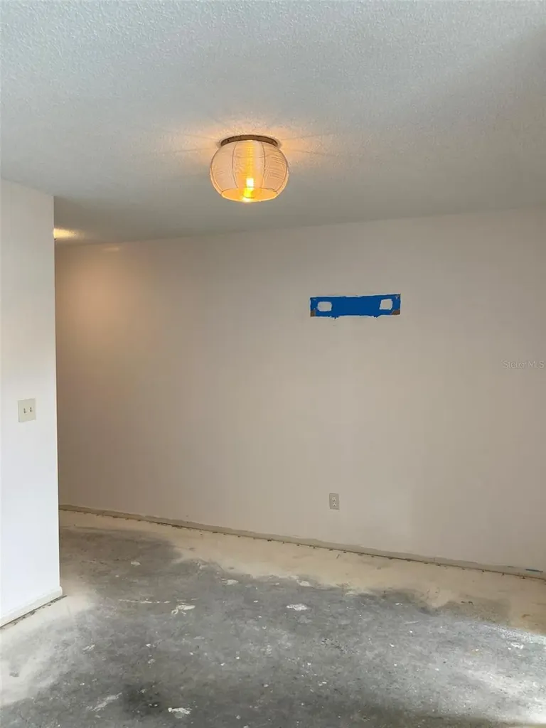 7975 58th Avenue N St Petersburg FL 33709