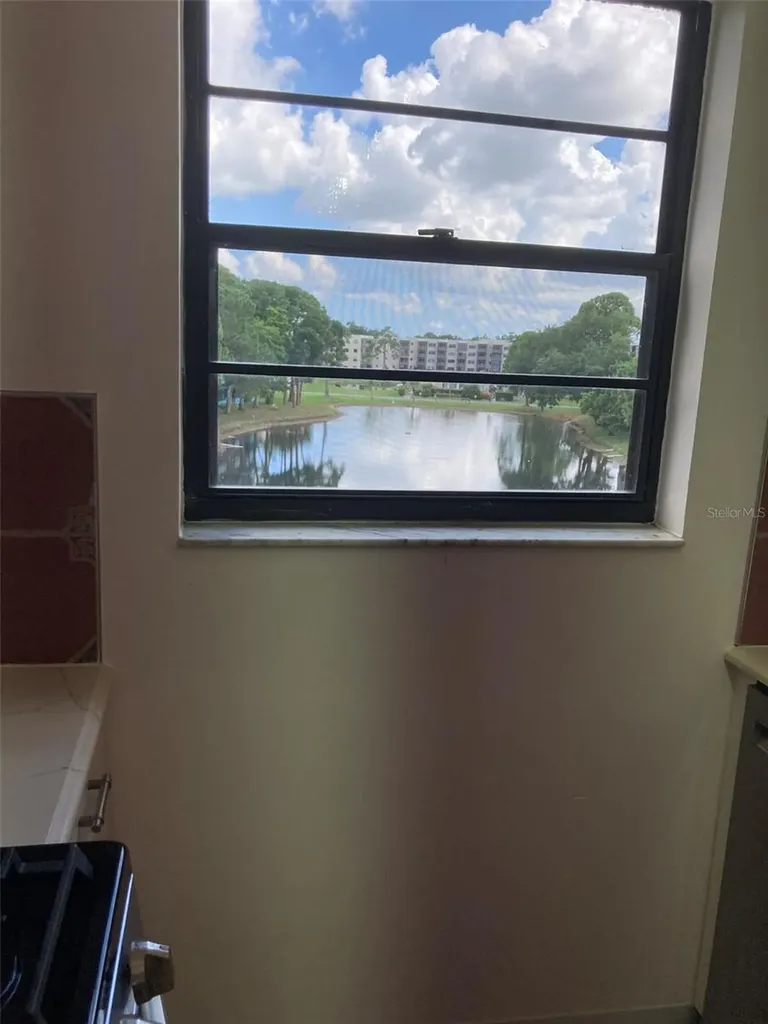 7975 58th Avenue N St Petersburg FL 33709