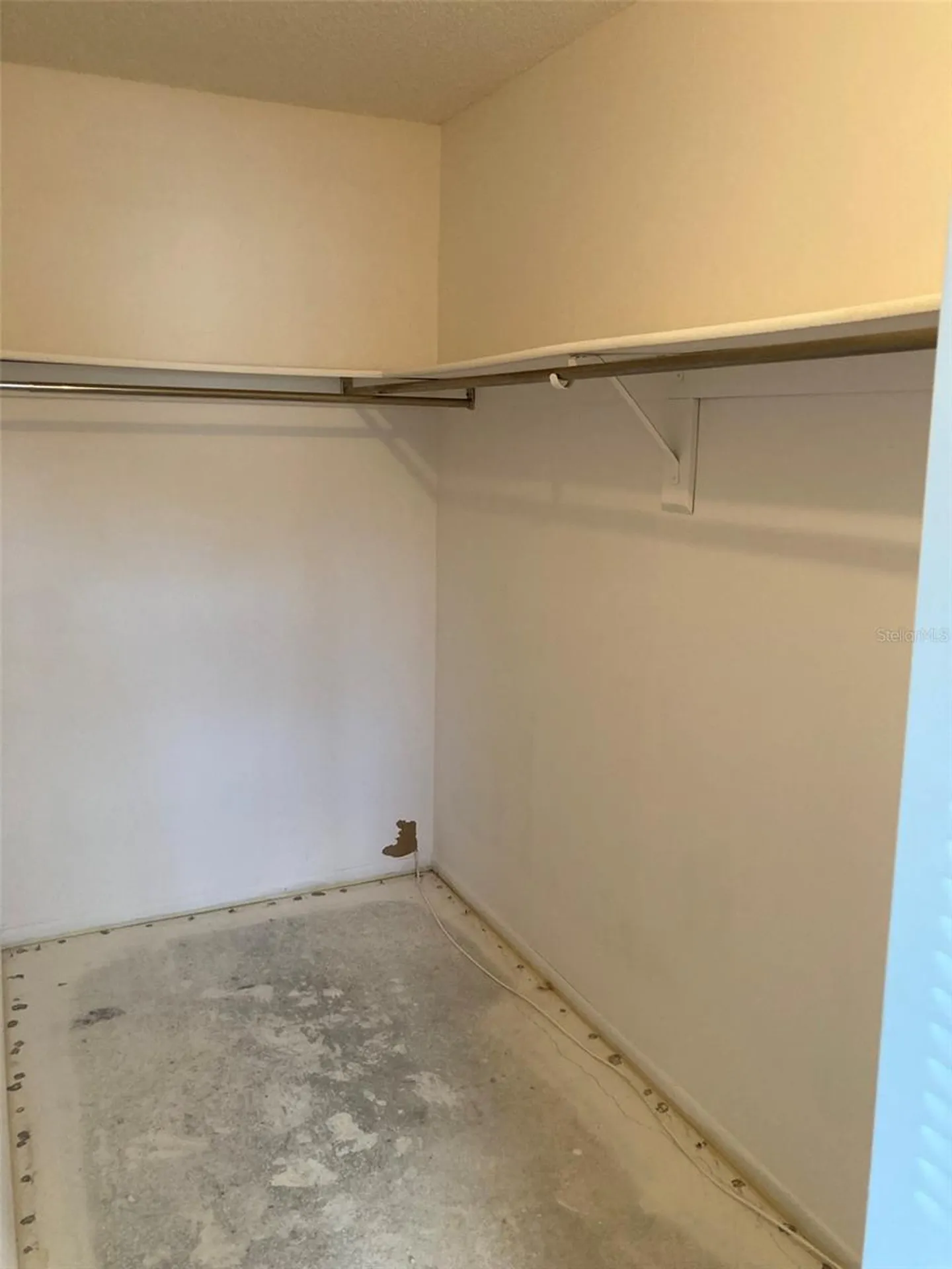 7975 58th Avenue N St Petersburg FL 33709