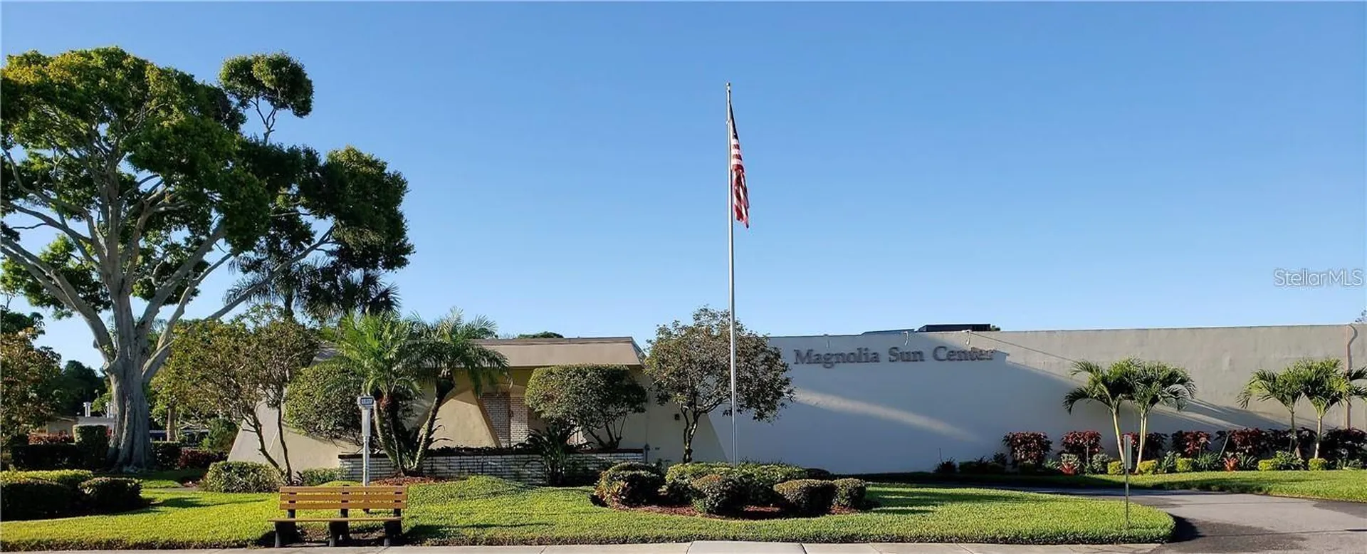 7975 58th Avenue N St Petersburg FL 33709