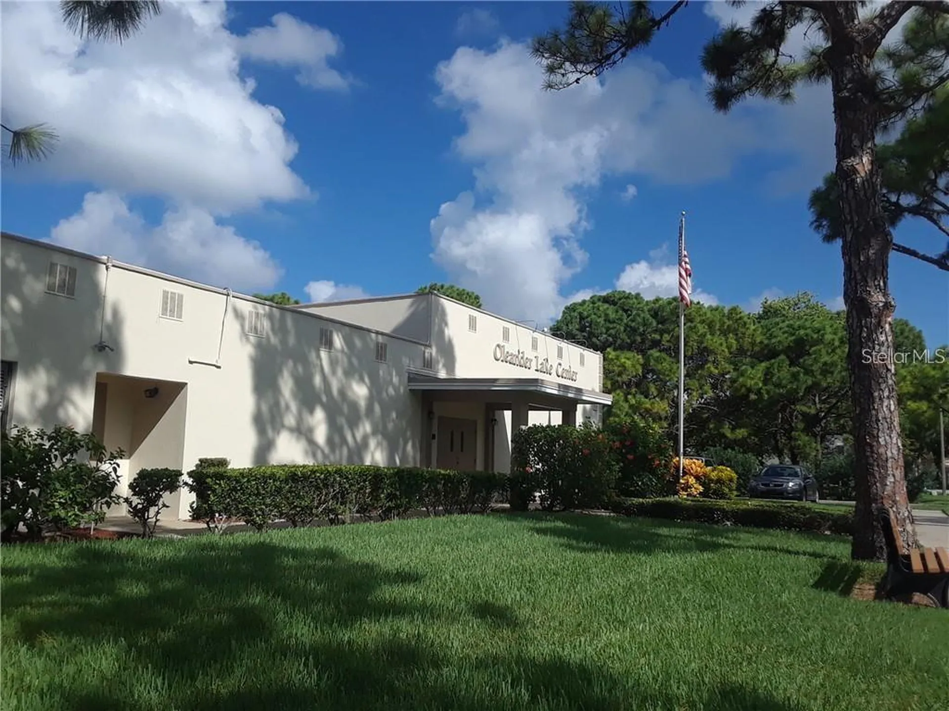 7975 58th Avenue N St Petersburg FL 33709