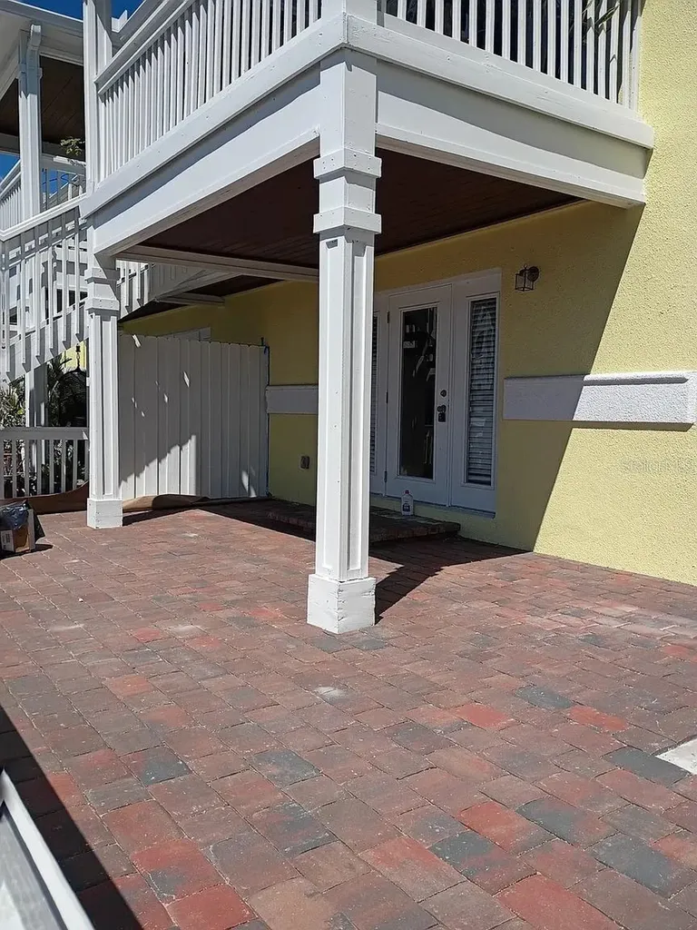 3893 Pompano Drive SE St Petersburg FL 33705