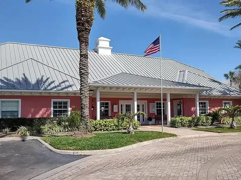 3893 Pompano Drive SE St Petersburg FL 33705