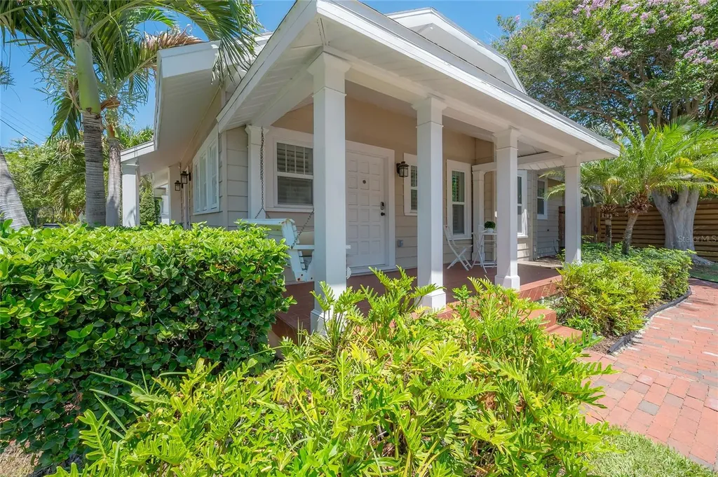 3001 W San Jose Street Tampa FL 33629