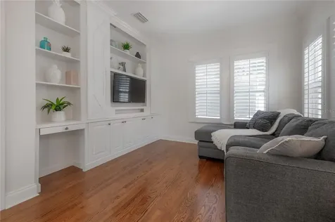 3001 W San Jose Street Tampa FL 33629