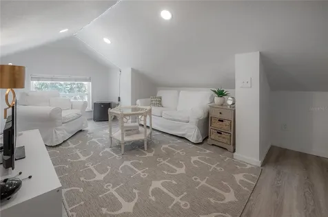 3001 W San Jose Street Tampa FL 33629